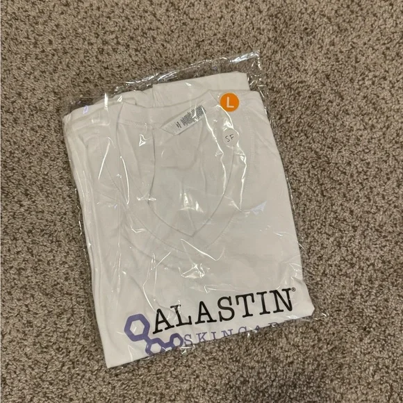 Alastin Skincare Exclusive Promo V-Neck Event Release Med Spa Esthetician Shirt - Picture 6 of 6